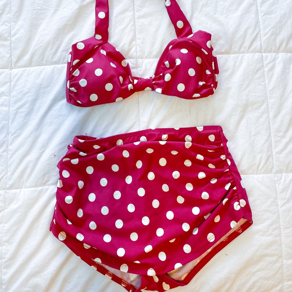 PinUp vintage style high waisted bikini